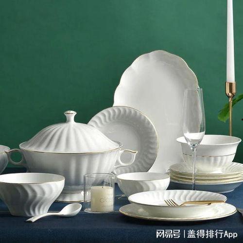 国产之光椭圆碗组装视频,组装过程揭秘，匠心独运的家居艺术品