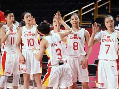 国产女子打篮球视频在线,国产女子篮球队激战正酣，在线视频见证她们的拼搏风采